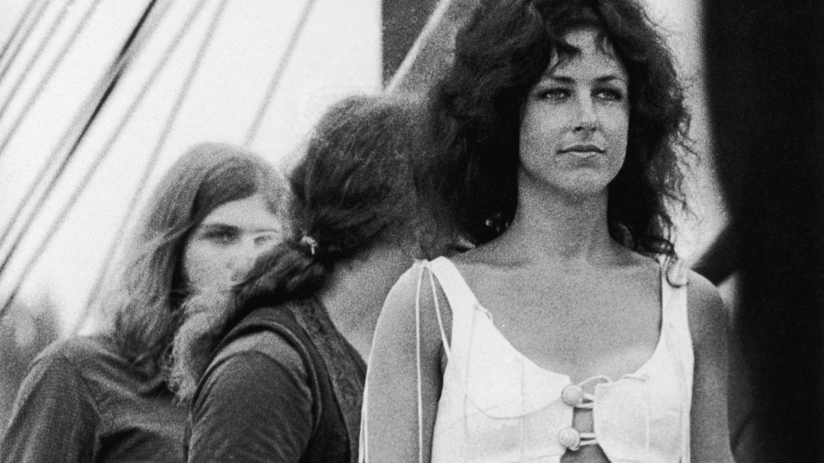 Grace Slick: The epic true story of her journey with Jefferson Airplane |  Louder