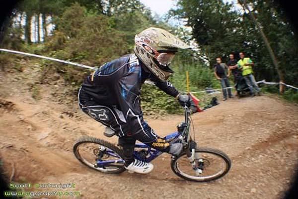 Racing at the British downhill National Points Series.