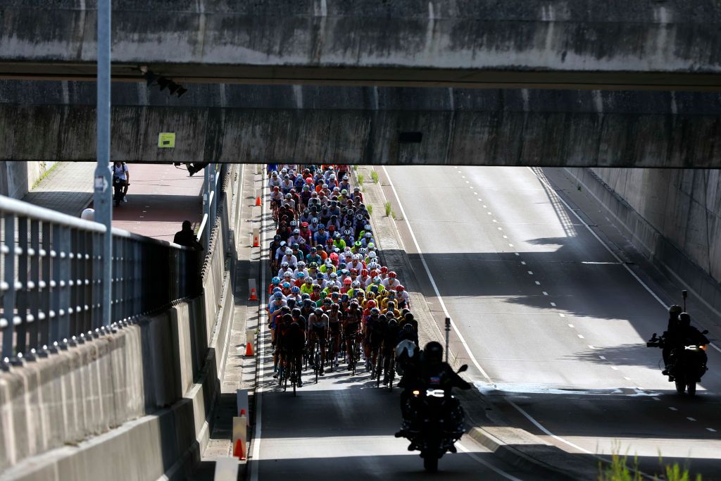 BREDA NETHERLANDS AUGUST 21 A general view of the peloton competing during the 77th Tour of Spain 2022 Stage 3 a 1932km stage from Breda to Breda LaVuelta22 WorldTour on August 21 2022 in Breda Netherlands Photo by Bas CzerwinskiGetty Images