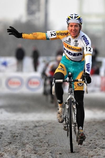 Tom Meeusen (Telenet-Fidea Cycling Team) crosses the line in second place.