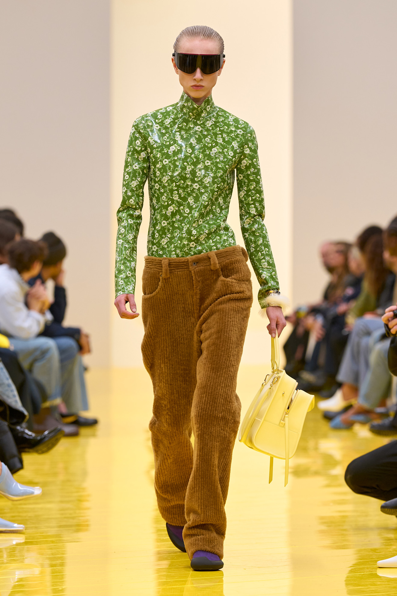 Dark beige pants on Loewe F/W 26 runway