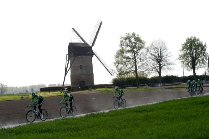 Team Belkin rides past the windmill of the Moulin de Vertain sector