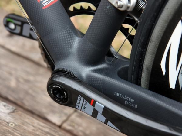 Crumpton prefers monobox-style chain stay yokes for their generous surface area, which he says makes for higher-strength joints.