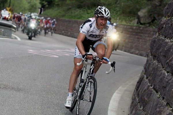 Jens Voigt (Team Saxo Bank) fought valiantly to hold off the peloton on the final climb after being in a break for nearly the entire stage.