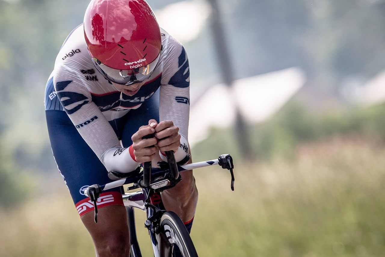 Carmen Small (Bigla-Cervelo) keeps her head tucked on the way to the finish at the US time trial championship