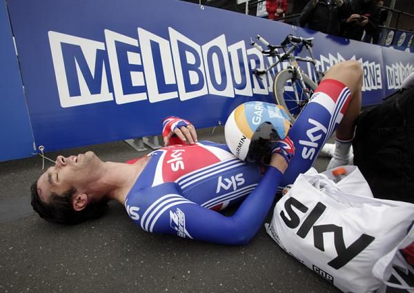 It might look like a wonderful promotion for both Melbourne and Sky but we're pretty sure that was the last thing an exhausted David Millar had on his mind after his second place ride in the elite men's time trial.