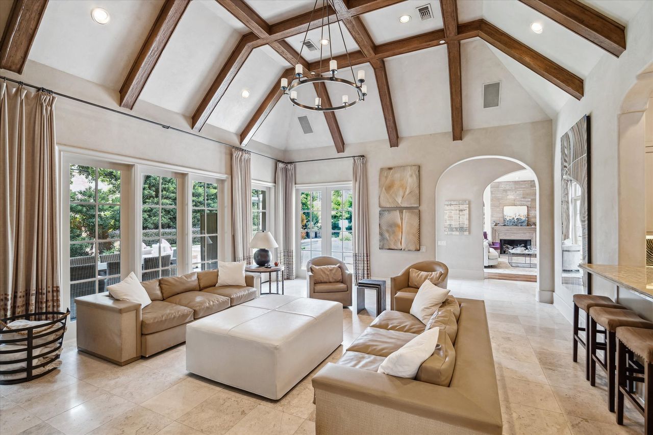 A home for sale in Houston, Texas.