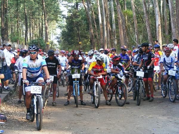 The start of a local race held over the weekend of March 20-21.