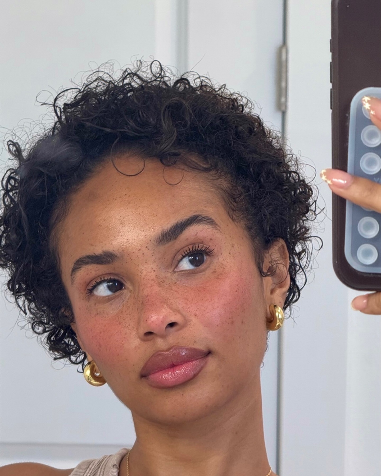 Fresh faces summer makeup trend