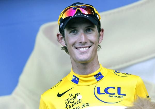 Andy Schleck (Saxo Bank) is all smiles in yellow.