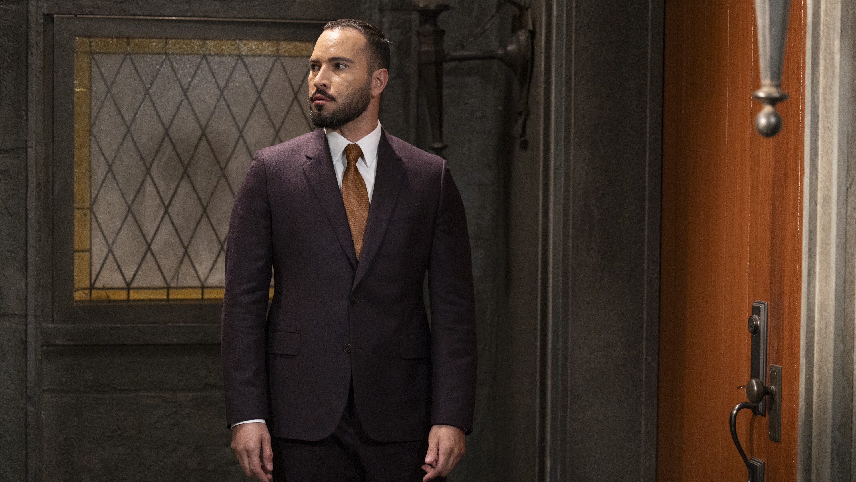 Adrian Anchondo as Marco in a suit in General Hospital 