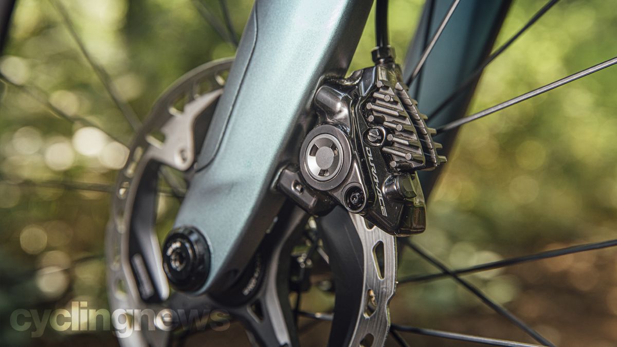Road bike disc brakes how to choose the best mechanical or hydraulic