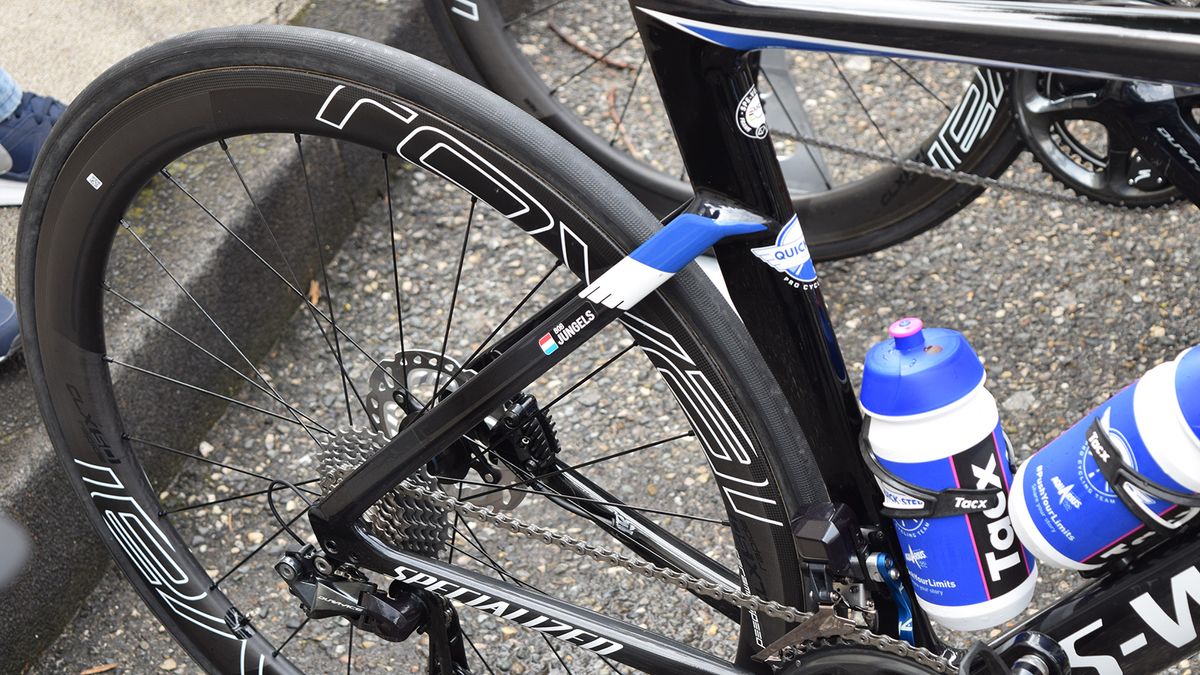 The chainstays on the new frame are slightly deeper than the current Venge, but retains a similar aero design with seatstays that come away from the seat tube