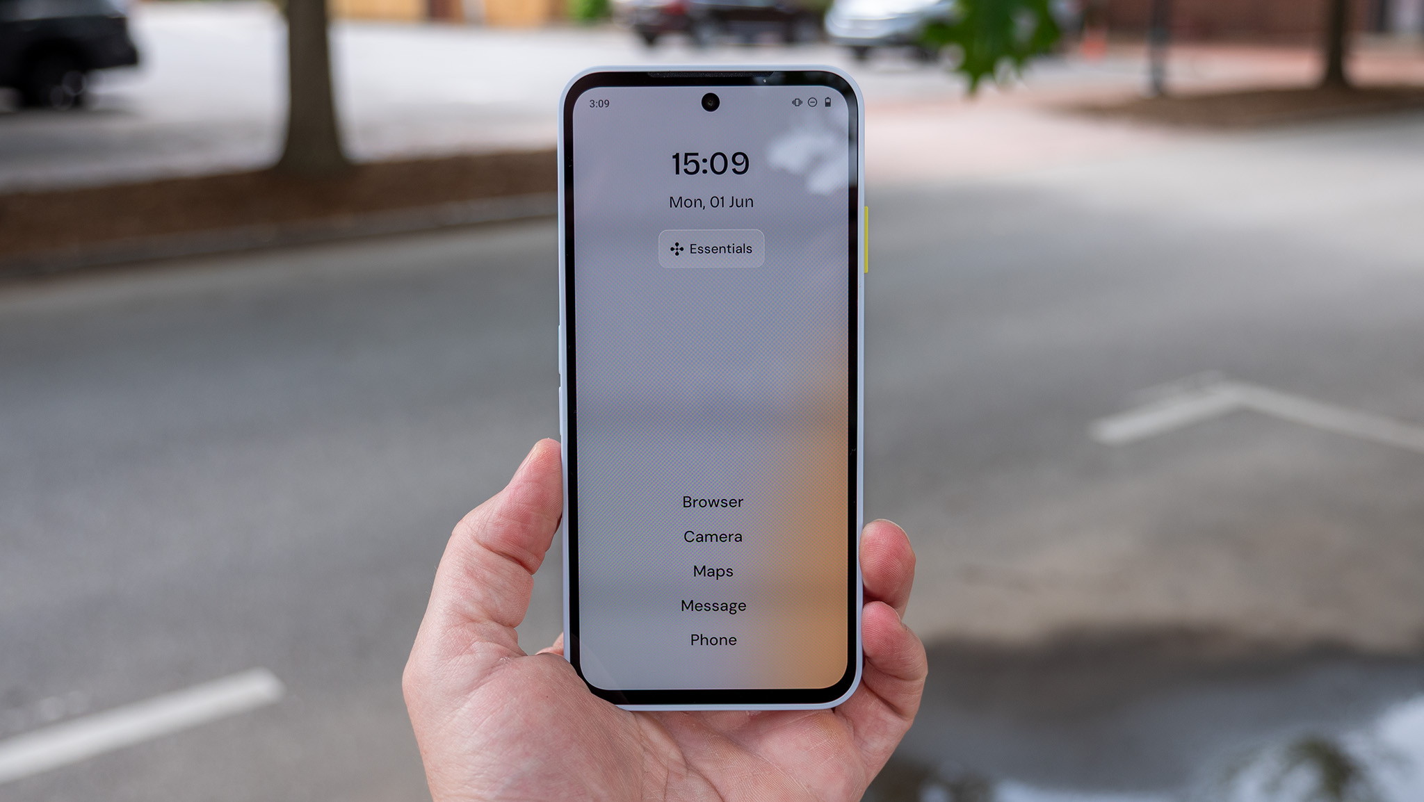 The Fairphone 6's minimalist Essentials mode