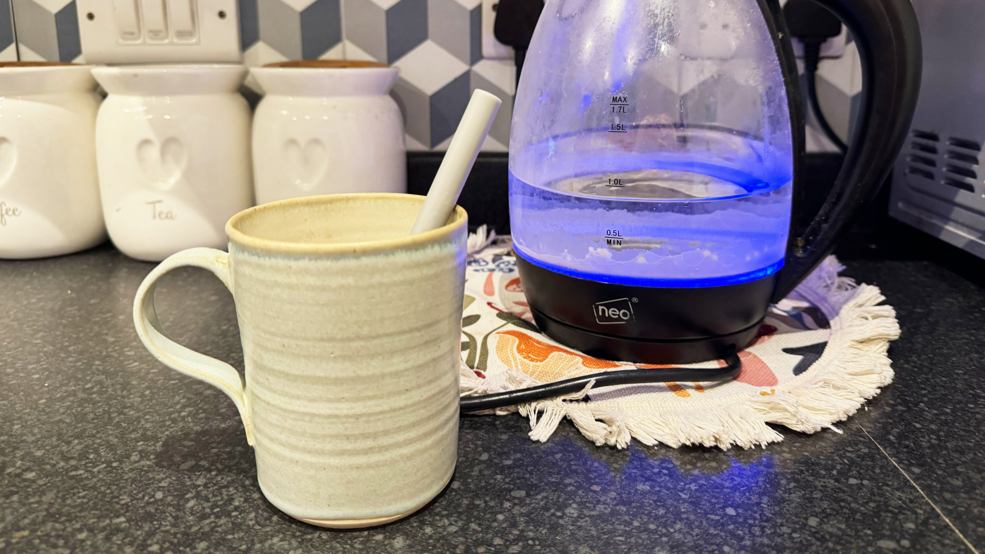 Boiling kettle and mug