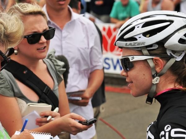Race winner Sue Forsyth talks to Cyclingnews