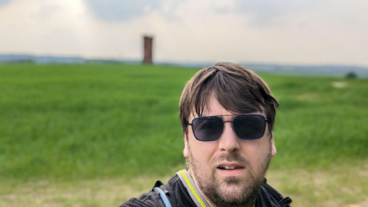200 photos google pixel 8a vs google pixel 6 pro