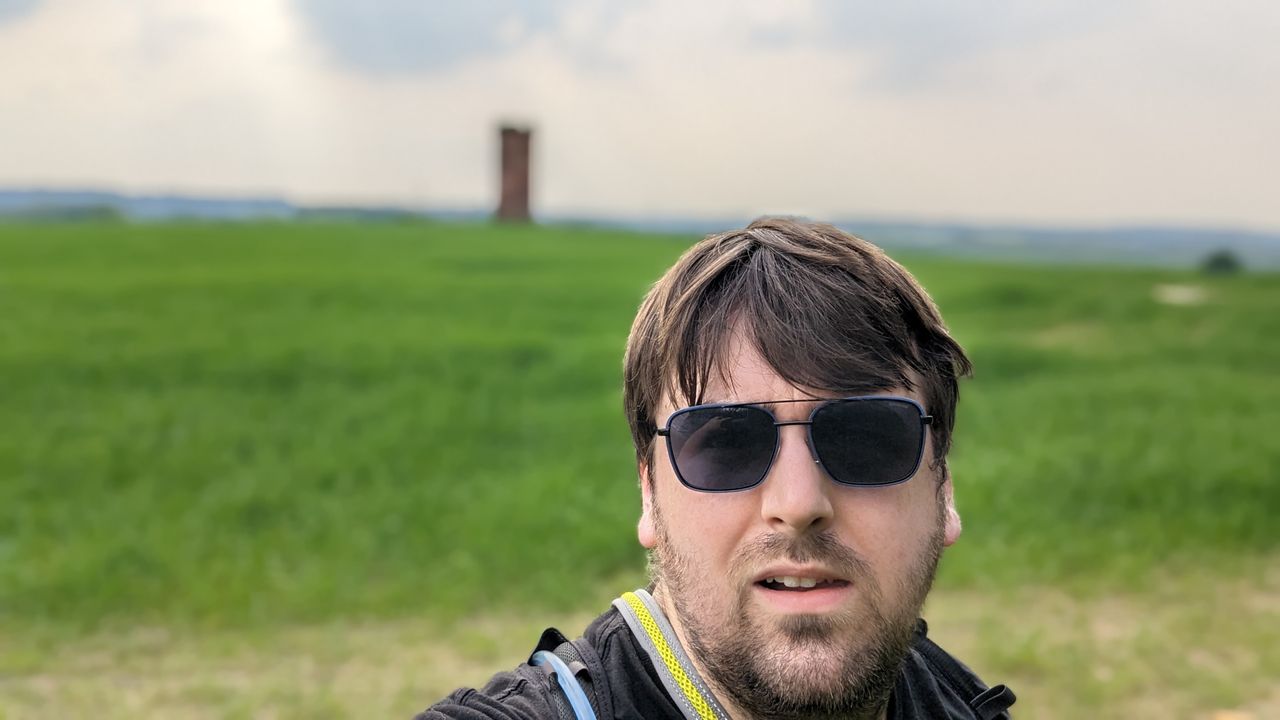 200 photos google pixel 8a vs google pixel 6 pro