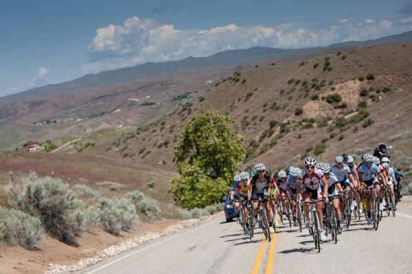 Riding through the rolling hills north of Boise.