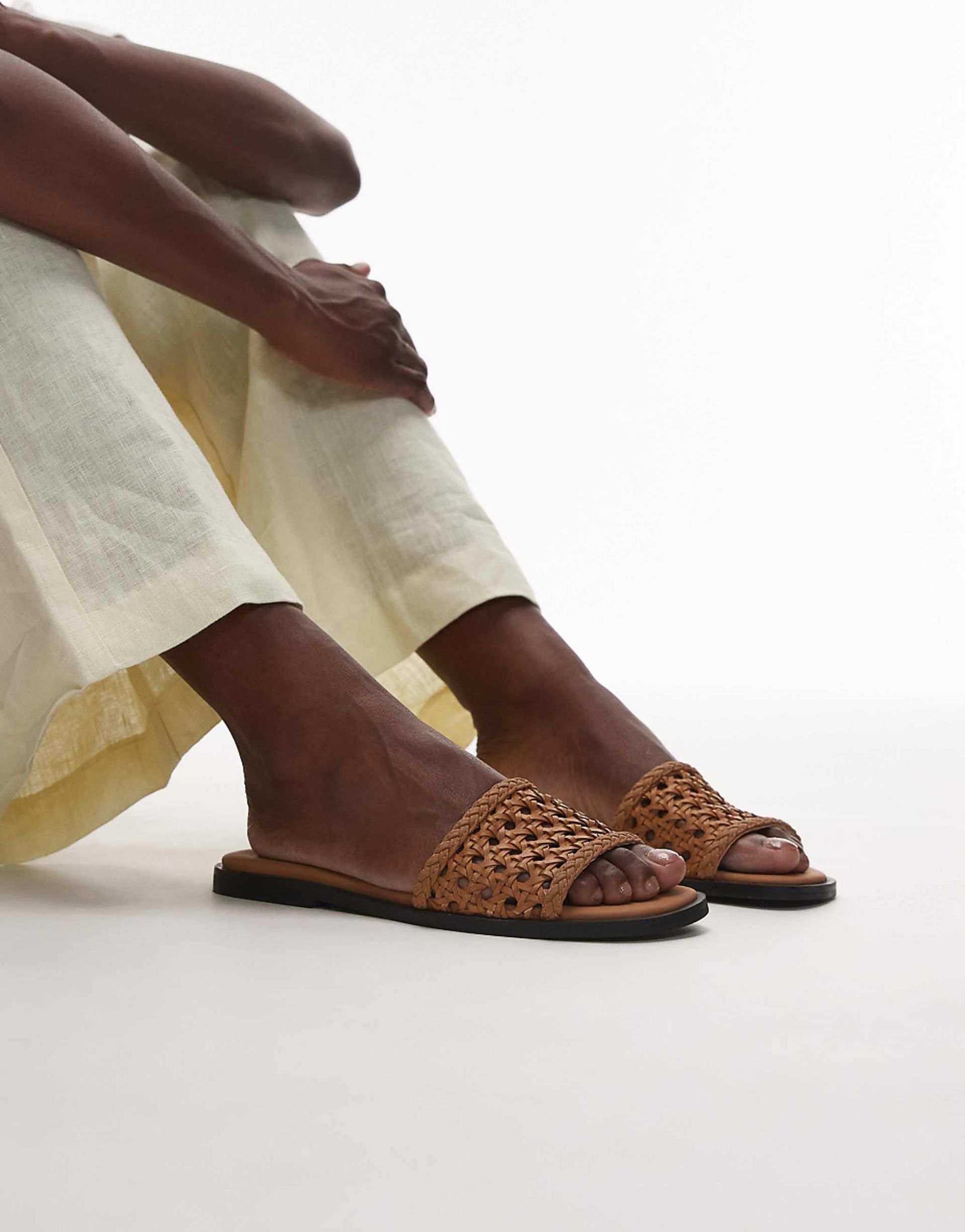 Topshop Jackie Flat Weave Sandal in Tan