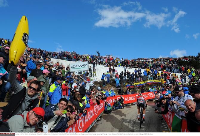 Huge crowds line the climb of the Monte Zoncolan