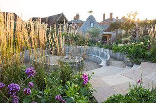 Bell Inn Sussex luxury garden by Jo Thompson