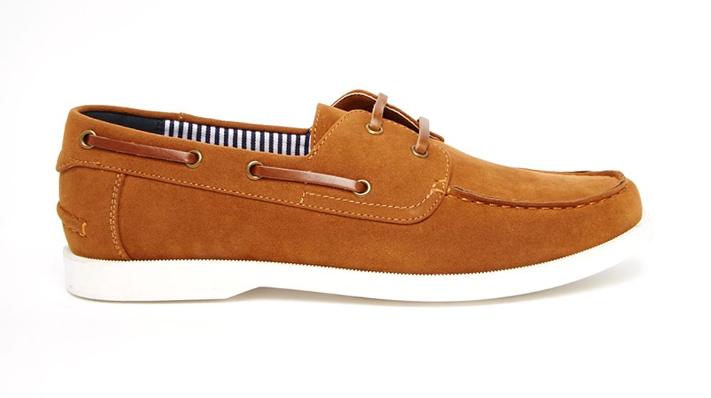 Shoe