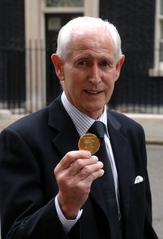 Peter Bonetti finally received a winners' medal from the 1966 World Cup in 2009