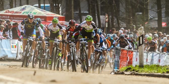The start of the elite men's cross country