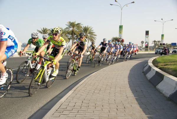 The back of the peloton