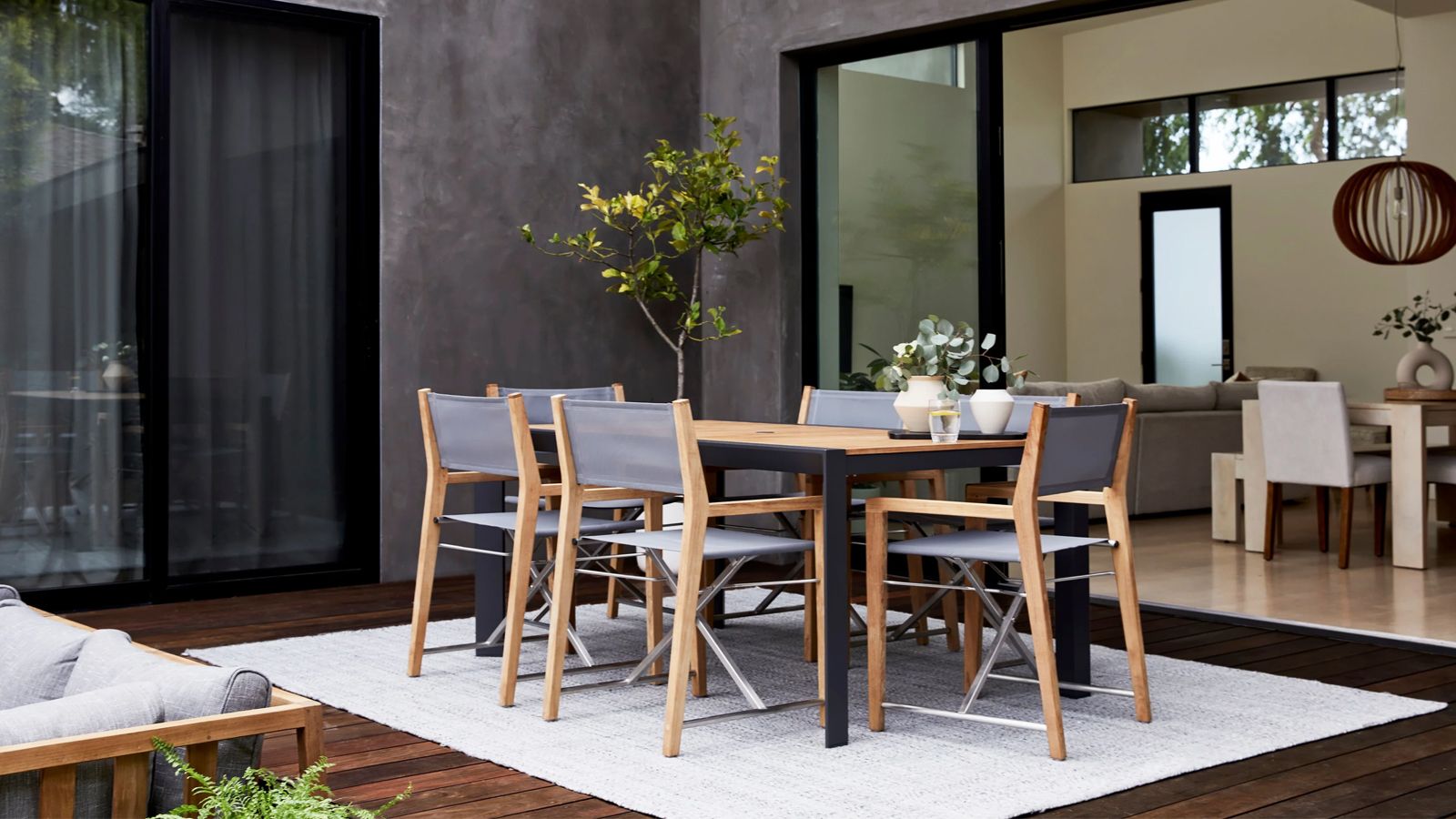 Outer is one of the best outdoor furniture brands in the US