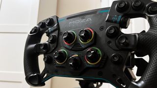 Moza R12's F1 racing wheel up close