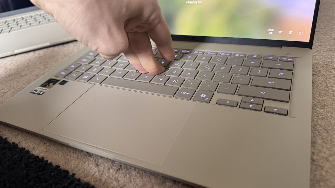Asus Zenbook A14 and A16