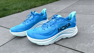 Hoka Clifton 10