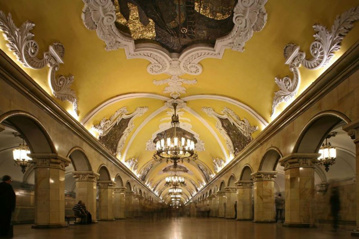 Avtovo Metro Station