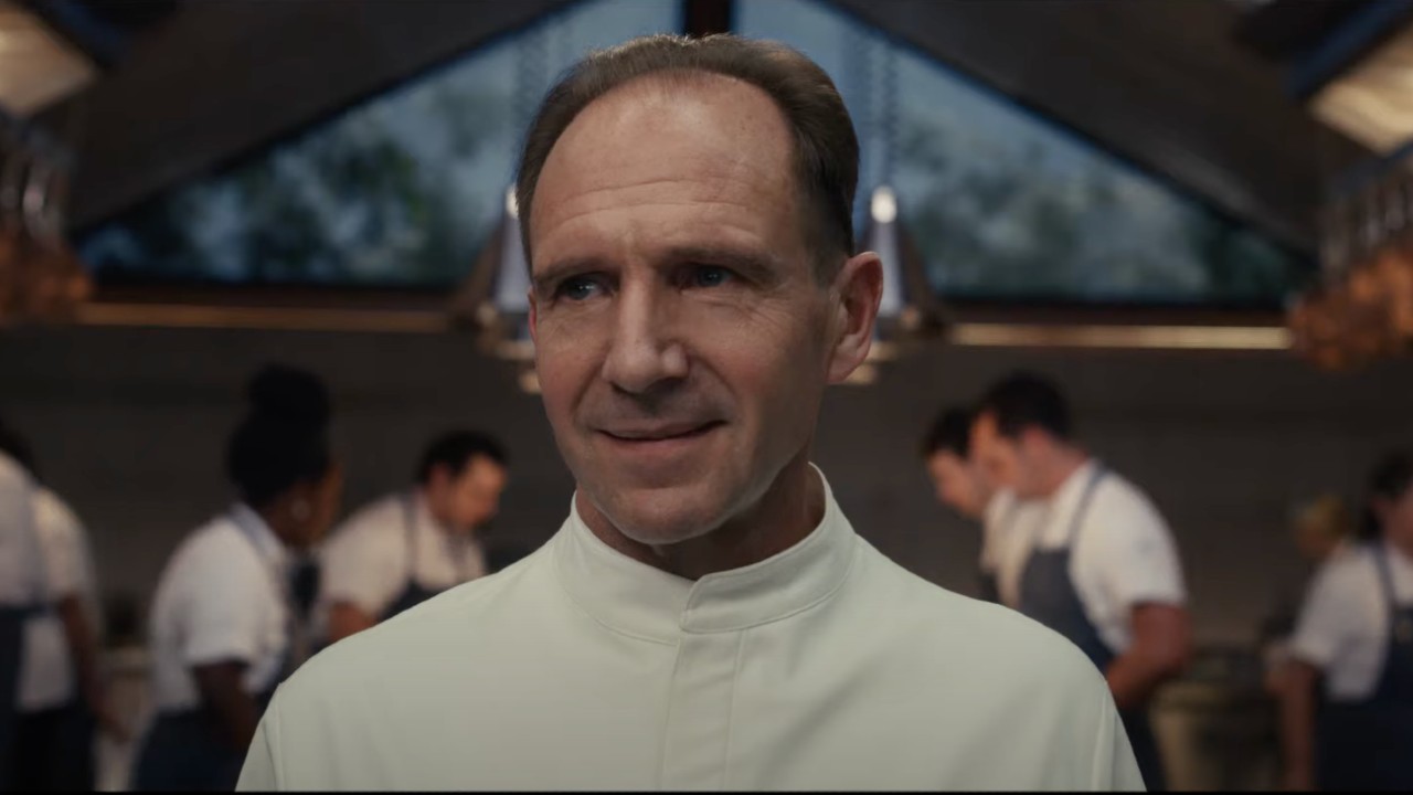 Ralph Fiennes in The Menu