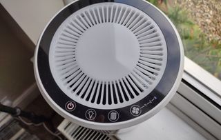 Levoit H132 review: Image shows the top of the air purifier.