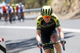 Kennedy seals first European victory with solo attack in Durango - Women's News Shorts