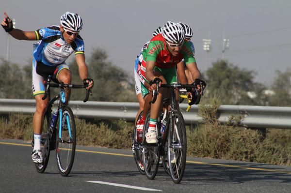 Lange calls for the team car