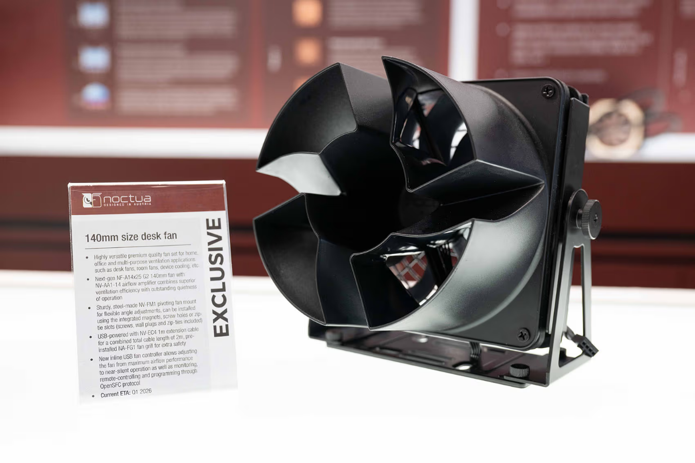 نوكتوا مروحة سطح المكتب