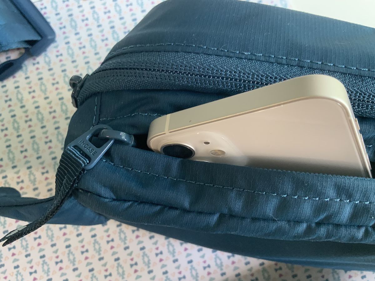 Incase Hipsack With Bionic Lifestyle Iphone In Outer Pocket