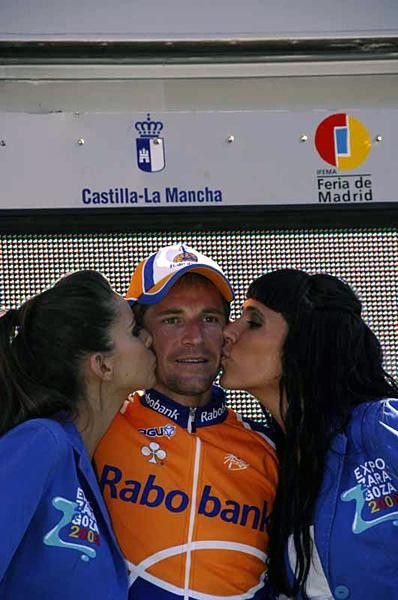 Denis Menchov (Rabobank) took the stage honours.
