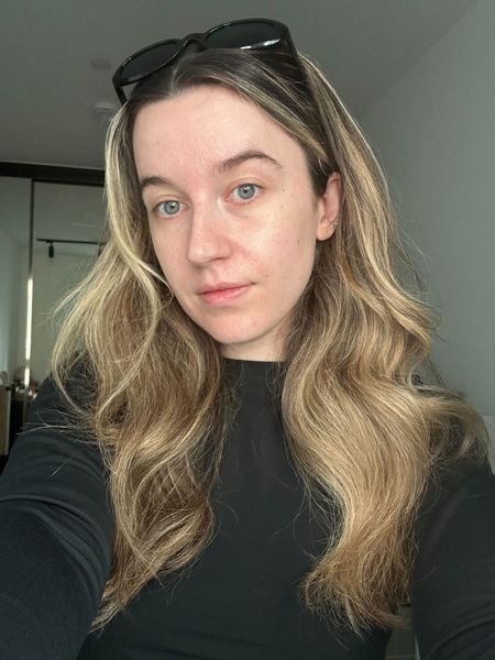 Junior beauty editor Grace Lindsay testing The INKEY List Starter Retinol Serum