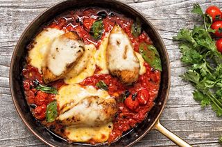 Tomato baked chicken recipe