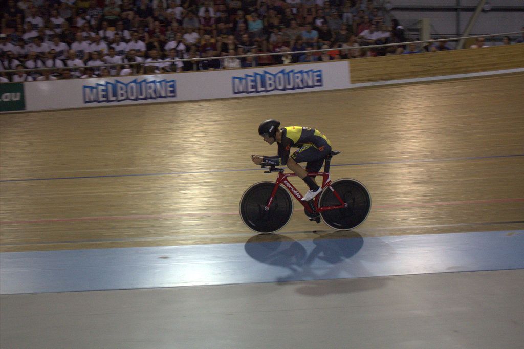 Jack Bobridge (BudgetForklifts) during his hour record attempt
