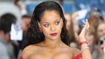 Rihanna wears eyeshadow on her green eyes as she attends the "Valerian And The City Of A Thousand Planets" European Premiere at Cineworld Leicester Square on July 24, 2017 in London, England. (Photo by Tim P. Whitby/Getty Images)