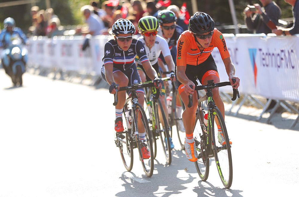 Janneke Ensign (Netherlands) leads an earlier breakaway