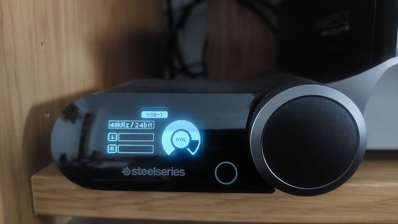 SteelSeriesArctis Nova Pro Wireless gaming headset