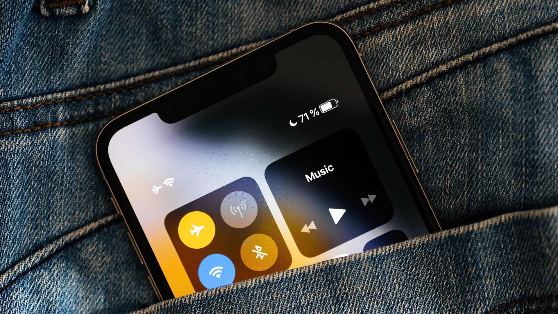 Scam alert these 3 simple iPhone tricks will help protect your Apple