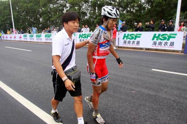 Yoo Ki Hong (Seoul) seemed to come out worst after the crash.